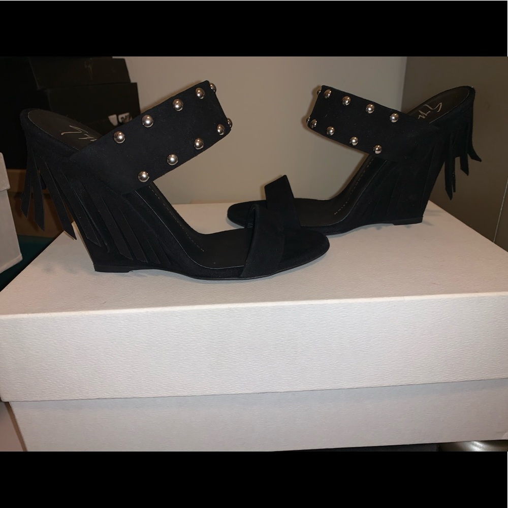 Giuseppe zanotti size 36 wedge sandal